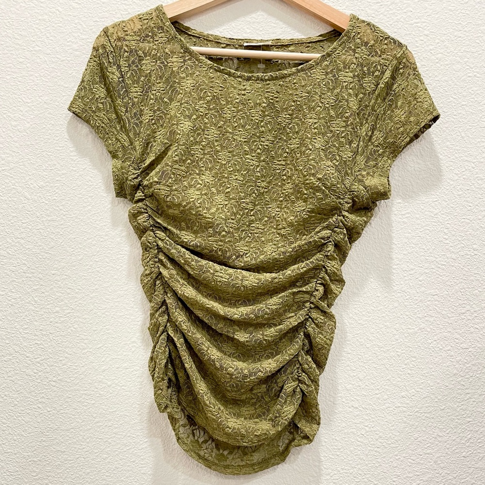 NWOT! INTIMATELY FREE PEOPLE Green Lace Cinged Short Sleeve Top!